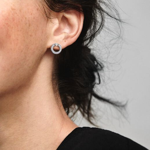 Circle Reversible Stud