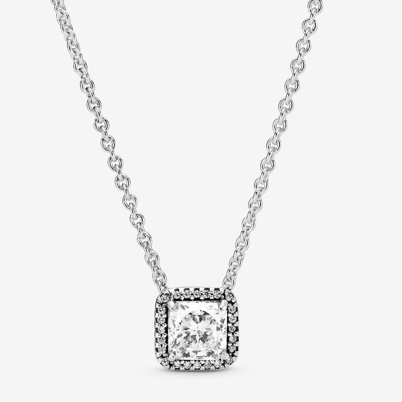 Collar cuadrado