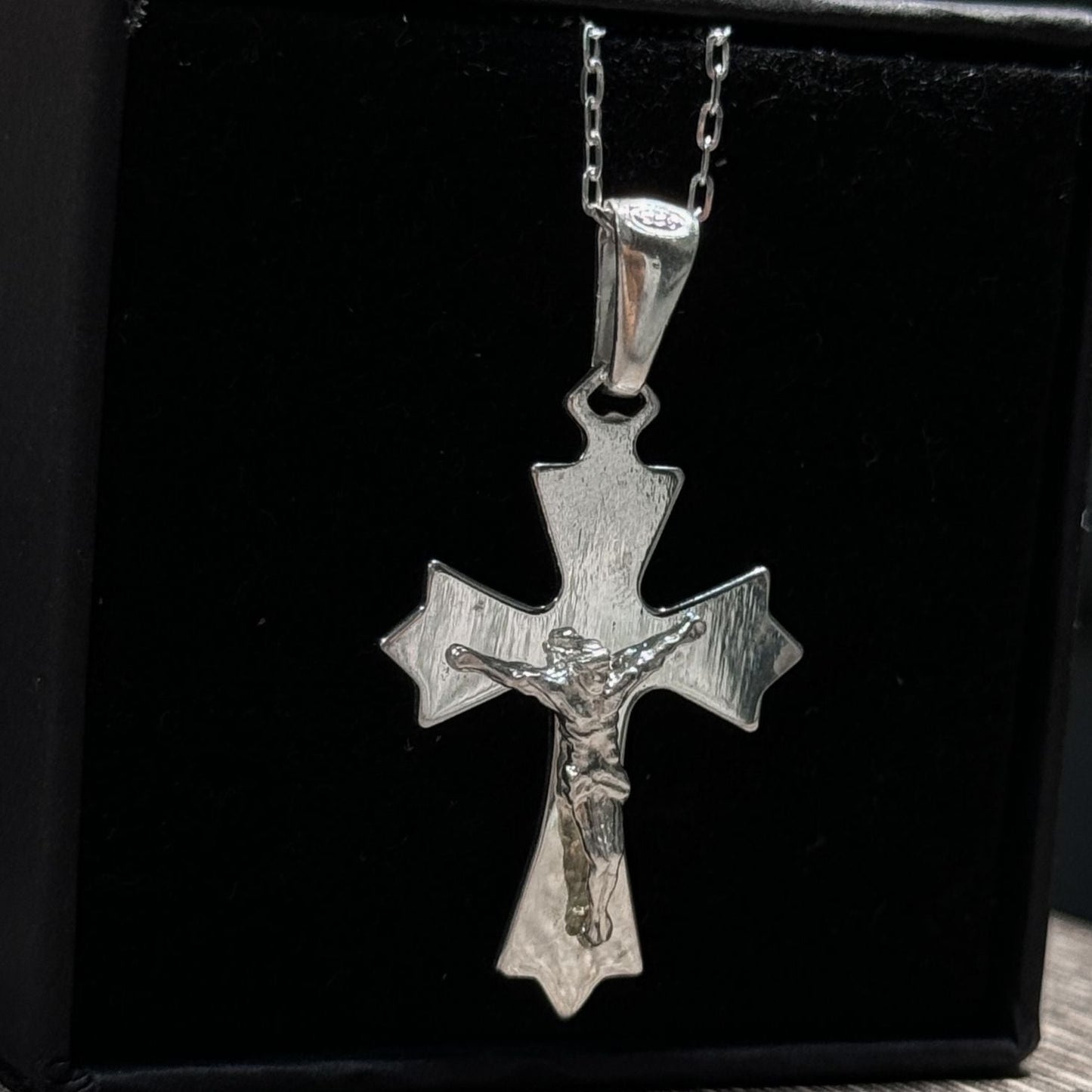 DIJE CRUZ TRES PUNTAS PLATA 925