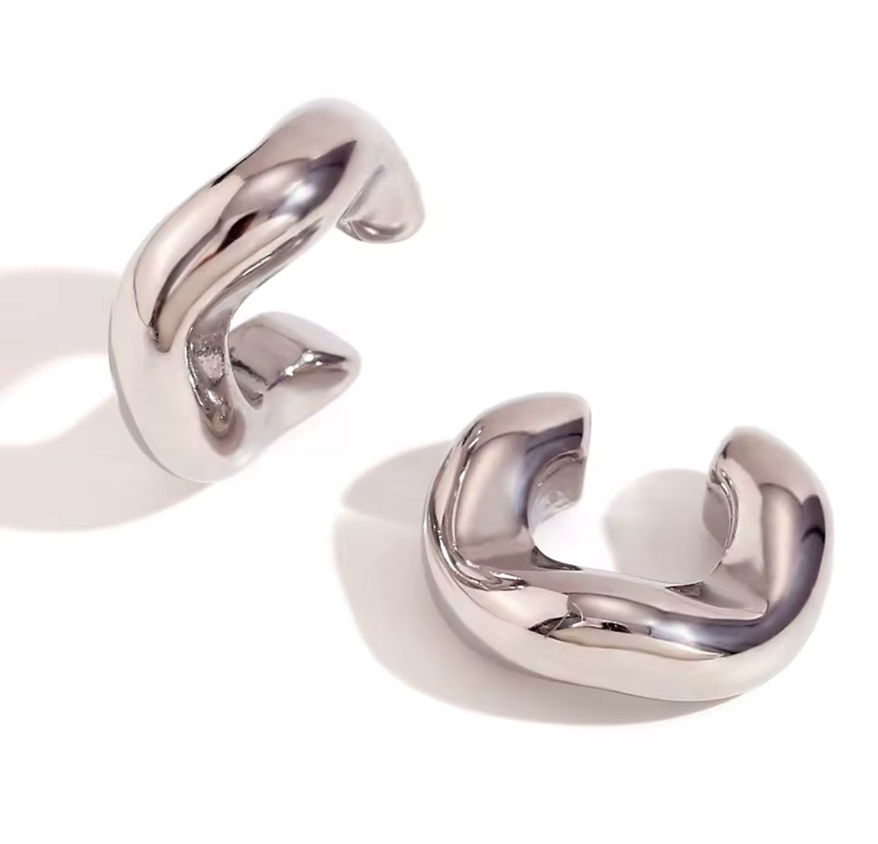 WAVE Earcuff
