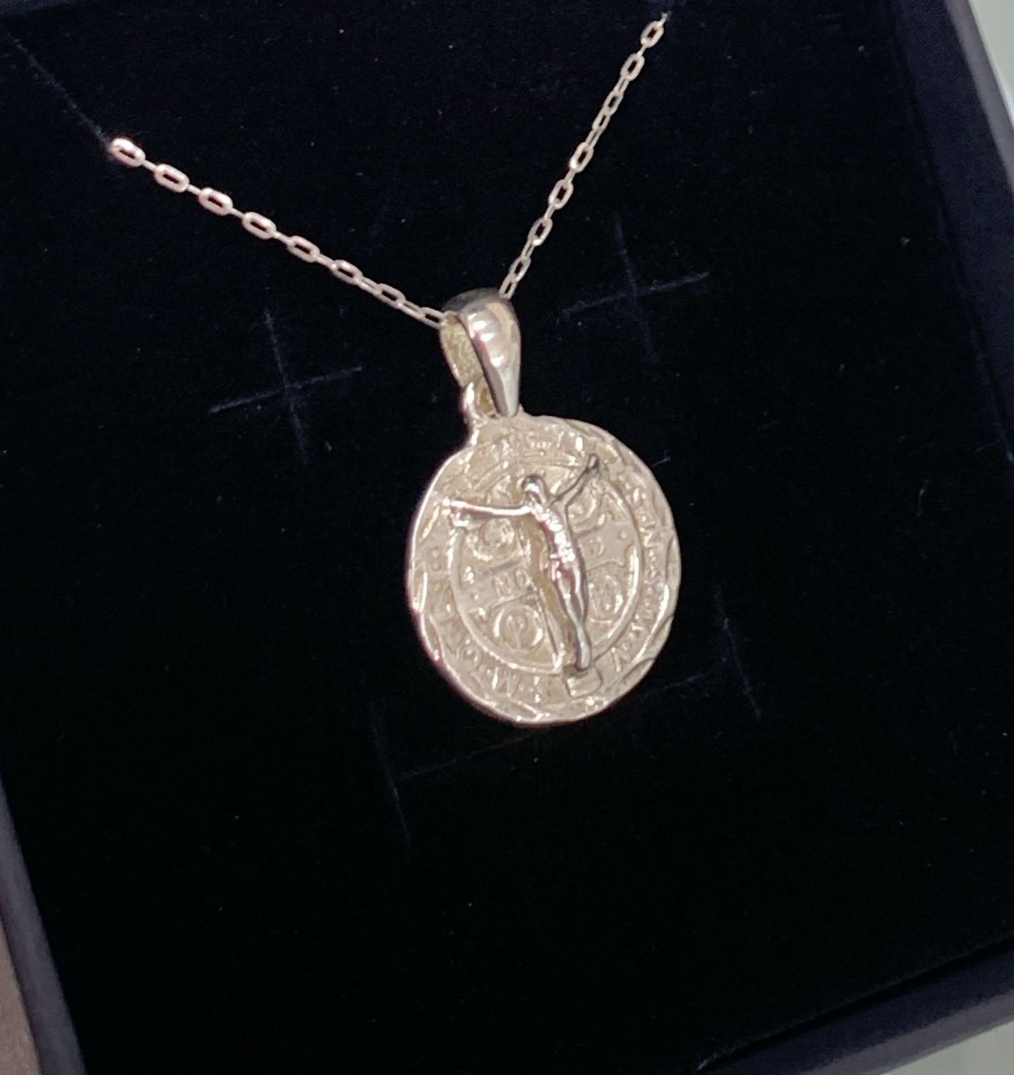 DIJE CIRCULO CRISTO, PLATA 925