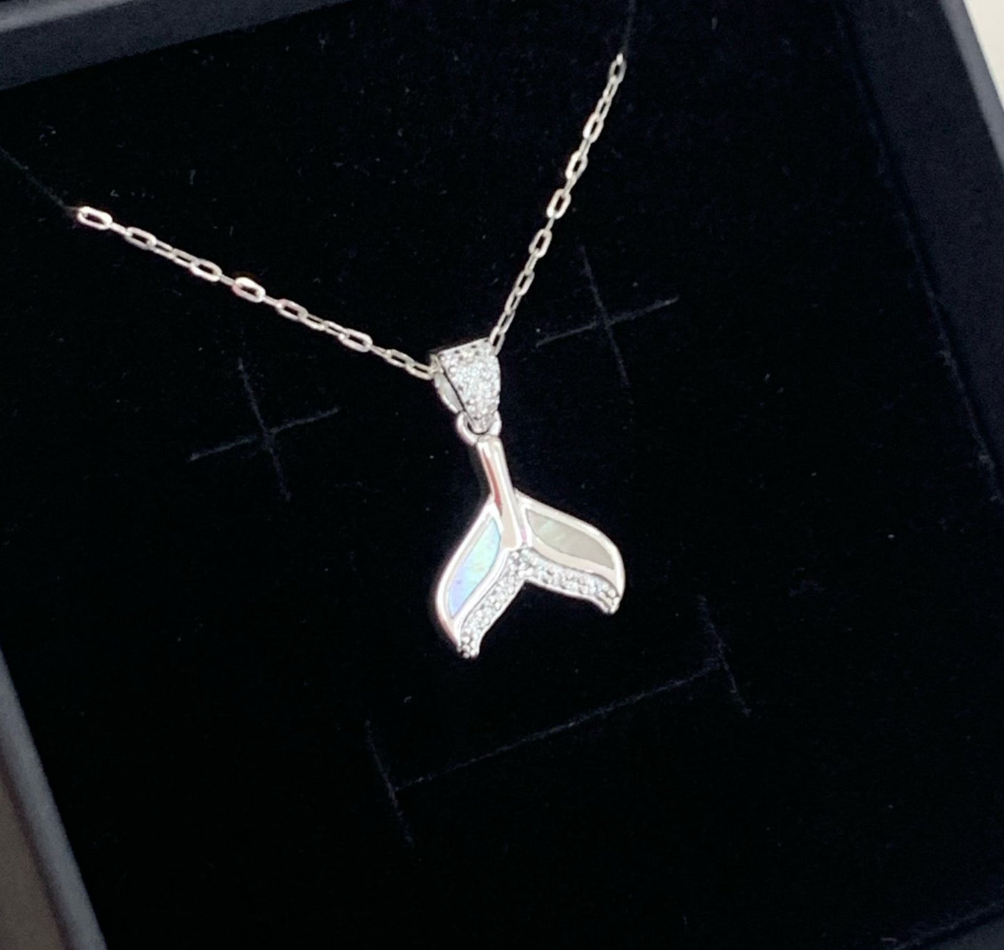 DIJE COLA DE BALLENA, PLATA 925