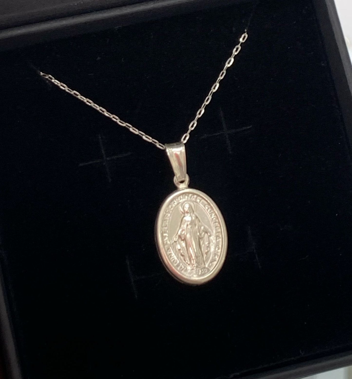 DIJE VIRGEN MARÍA, PLATA 925