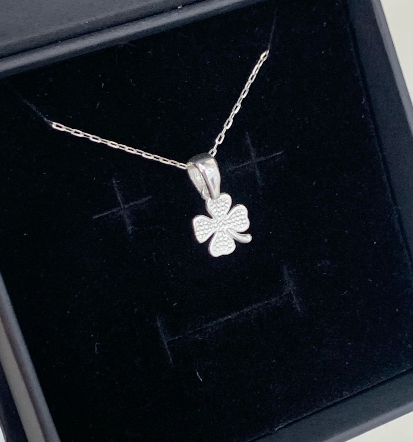 DIJE TRÉBOL, PLATA 925