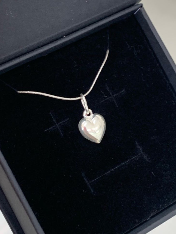 DIJE DE CORAZON MEDIANO PLATA 925