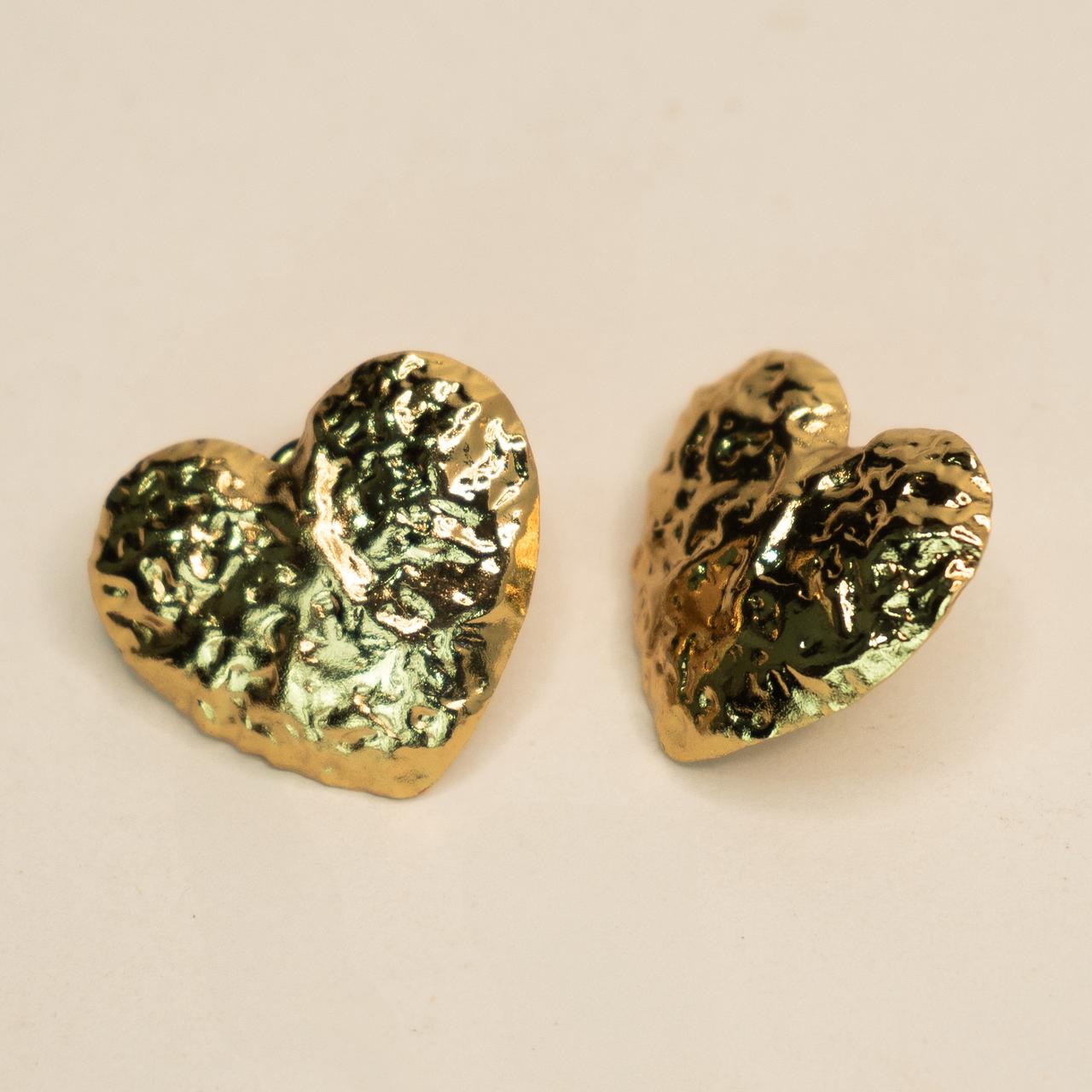 ARETES BIG LOVE