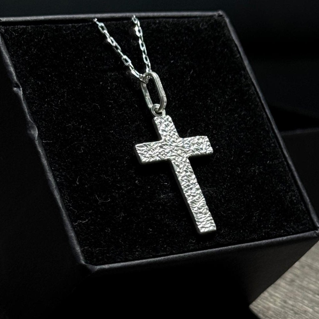 DIJE CRUZ TEXTURAS PLATA 925