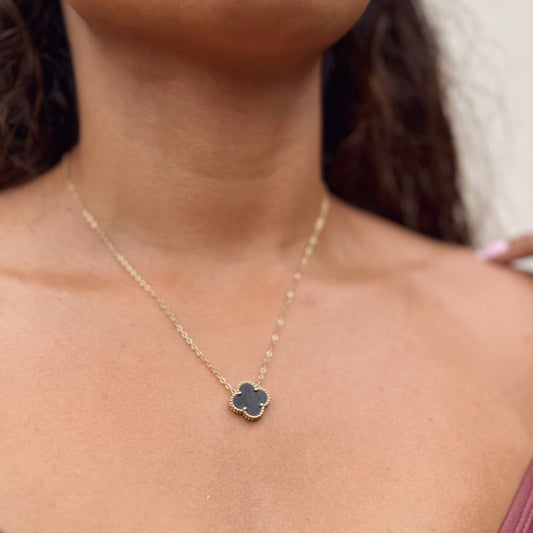 Trebol Necklace