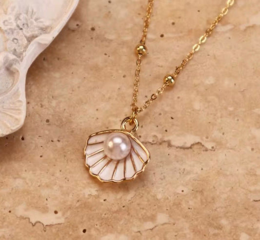 Pearl necklace