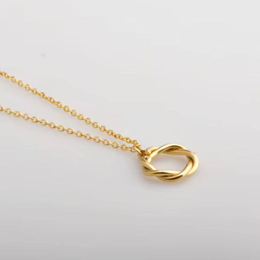 Rope necklace