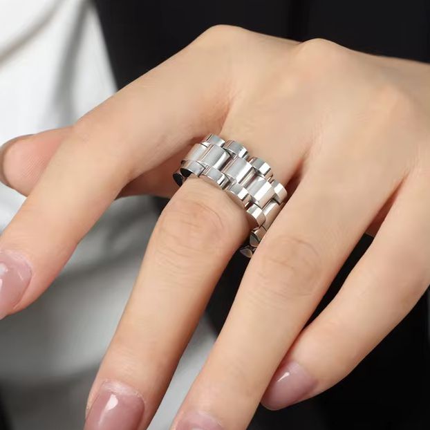 Nexus Ring Silver