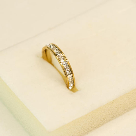 Shiny Ring (matrimonio)