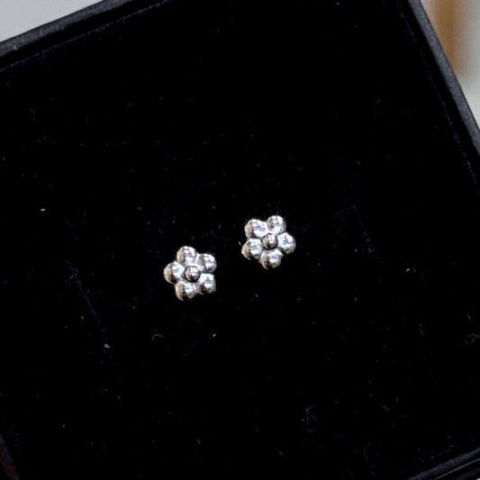 ARETES FLOR
